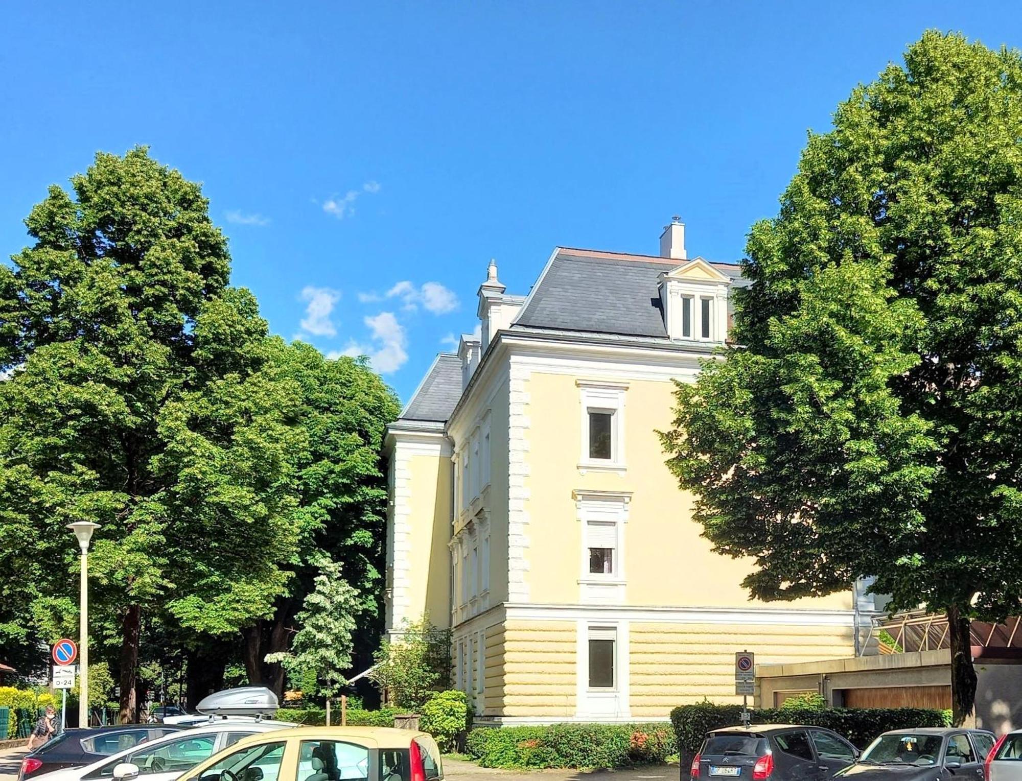3-Zimmer-Appartement In Privatvilla, Meran Zentrum, Kostenloser Parkplatz Mit Gaestekarte Exterior foto